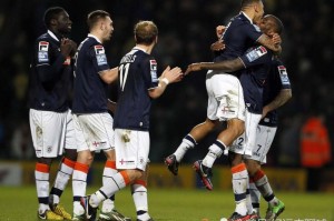  埃弗顿定位球防守漏洞，客场丢球憾负诺丁汉森林  