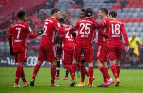  德甲揭幕战爆冷不断，三支传统强队首轮翻车  